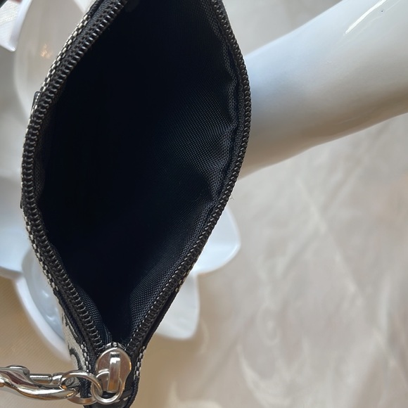 Authentic Coach Signature Logo Wristlet Black - Picture 5 of 5